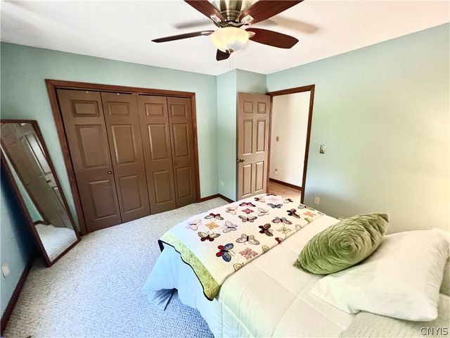 18 Pond Path, Oswego, NY 13126