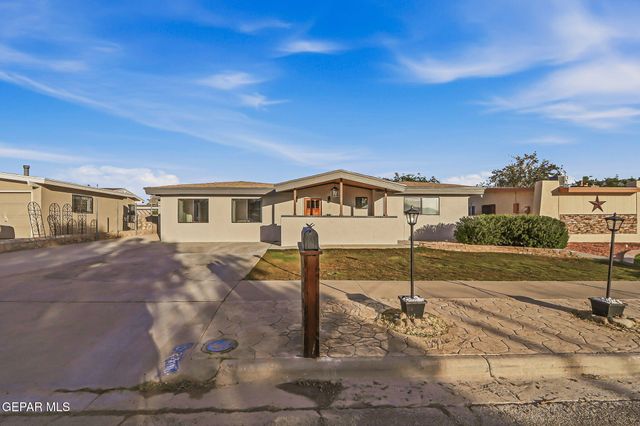 2348 SEA SIDE Drive, El Paso, TX 79936