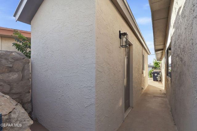 2348 SEA SIDE Drive, El Paso, TX 79936