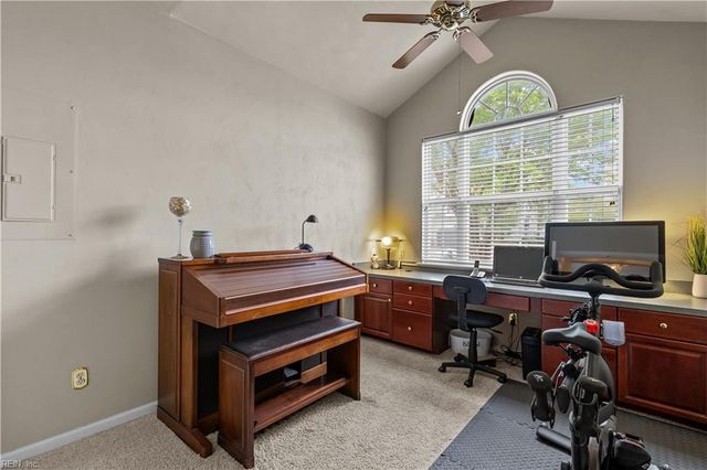 1012 Legends WAY, Suffolk, VA 23435