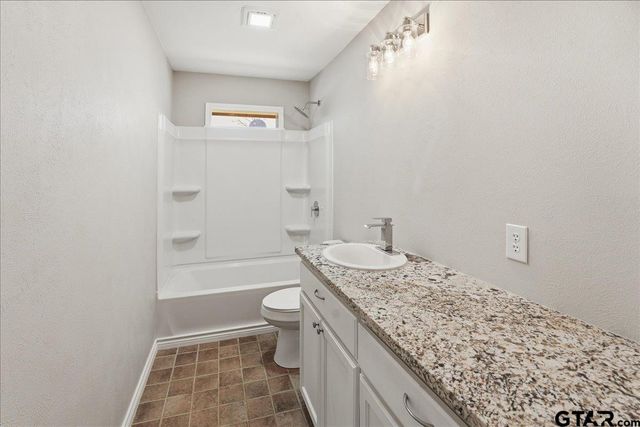 227 county road 2425, Mineola, TX 75773