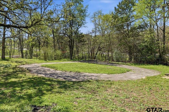 227 county road 2425, Mineola, TX 75773