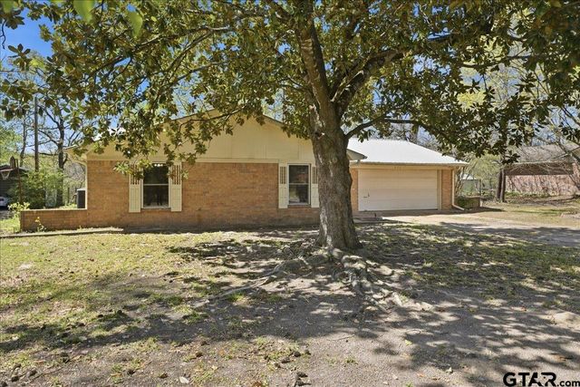 227 county road 2425, Mineola, TX 75773