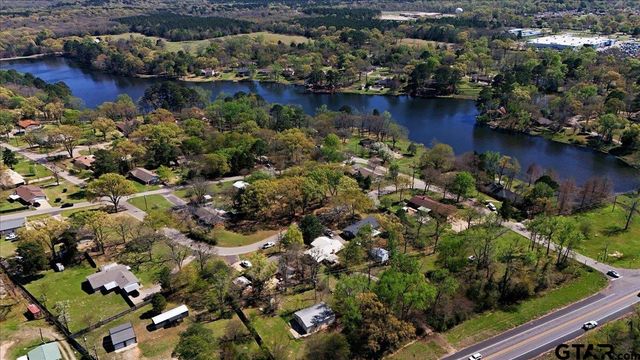 227 county road 2425, Mineola, TX 75773