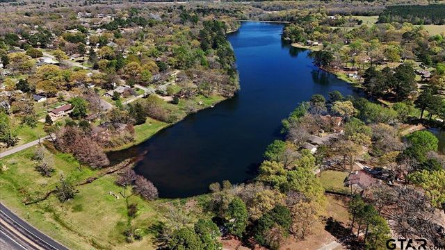 227 county road 2425, Mineola, TX 75773