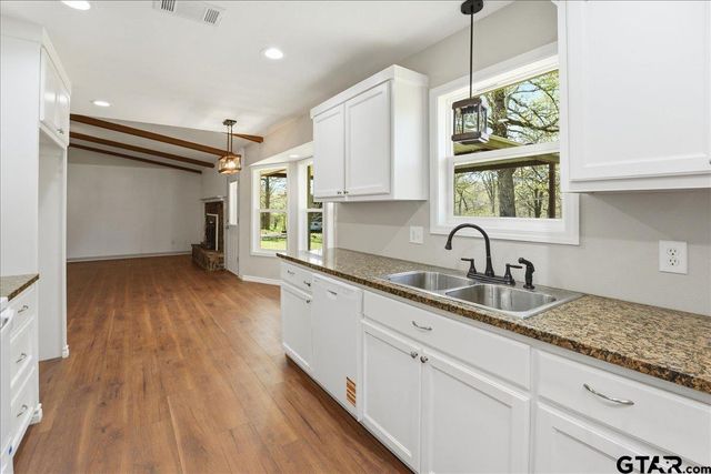 227 county road 2425, Mineola, TX 75773