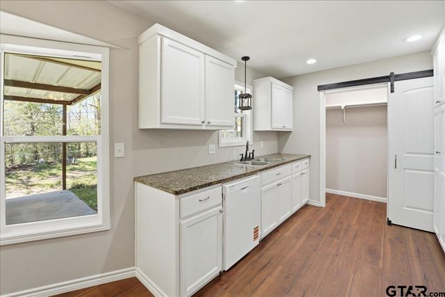 227 county road 2425, Mineola, TX 75773