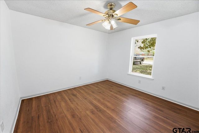 227 county road 2425, Mineola, TX 75773