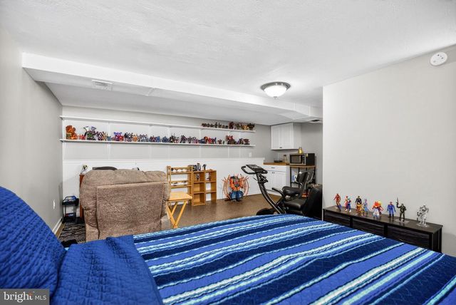 233 DIMARCO DR, Philadelphia, PA 19154