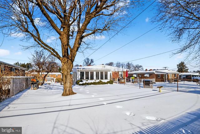 233 DIMARCO DR, Philadelphia, PA 19154