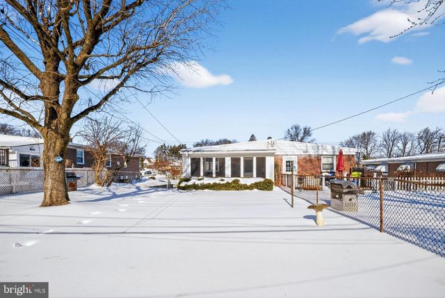 233 DIMARCO DR, Philadelphia, PA 19154