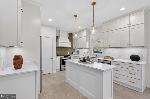 1905 47TH ST NW, Washington, DC 20007