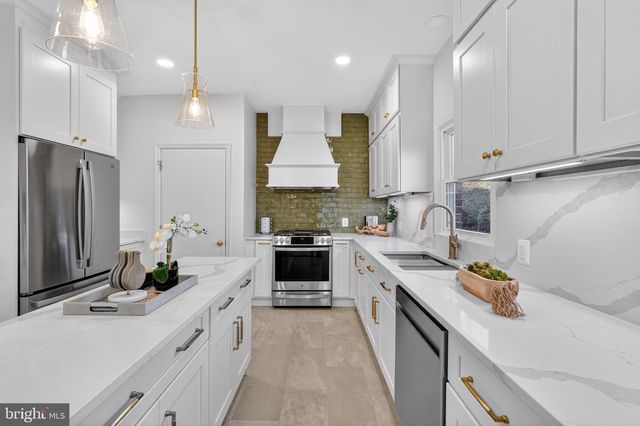 1905 47TH ST NW, Washington, DC 20007