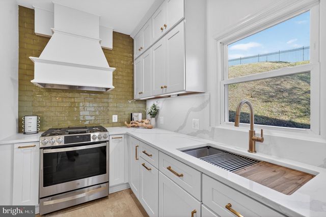 1905 47TH ST NW, Washington, DC 20007