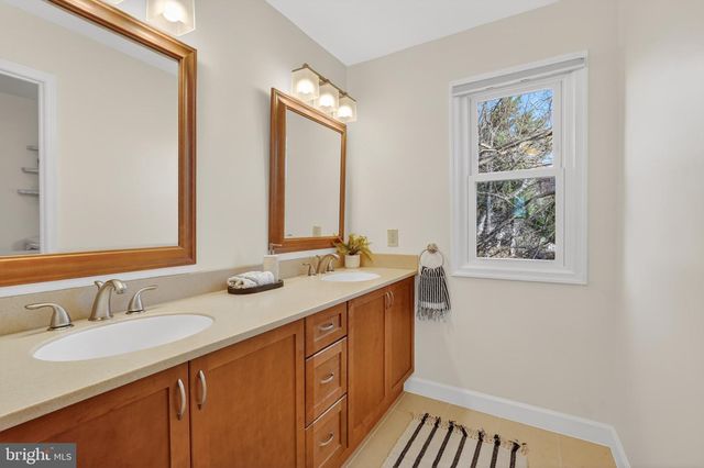 1905 47TH ST NW, Washington, DC 20007