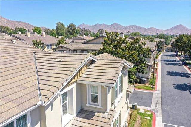 22355 Blue Lupine Circle, Grand Terrace, CA 92312