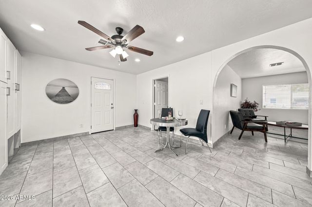 7137 N 33rd Avenue, Phoenix, AZ 85051