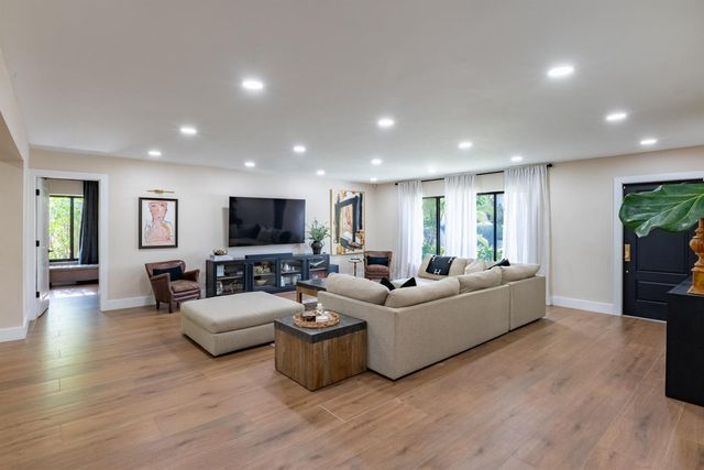 335 Franklin Road, West Palm Beach, FL 33405