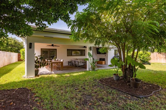 335 Franklin Road, West Palm Beach, FL 33405