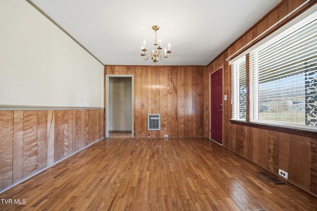 16112 Wyndale Road, Abingdon, VA 24210