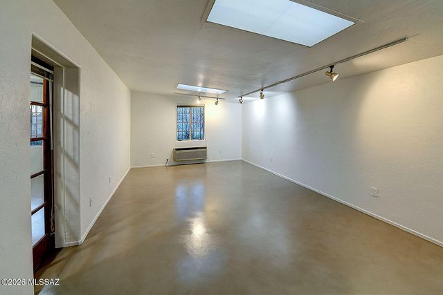 3021 E 2nd Street, Tucson, AZ 85716