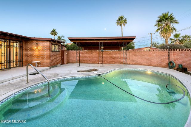 3021 E 2nd Street, Tucson, AZ 85716