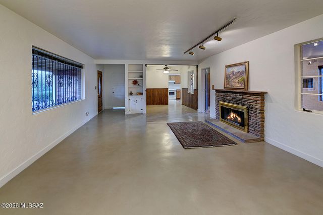 3021 E 2nd Street, Tucson, AZ 85716