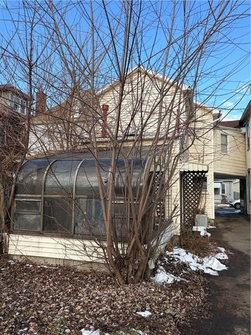 522 3rd Ave, Tarentum, PA 15084