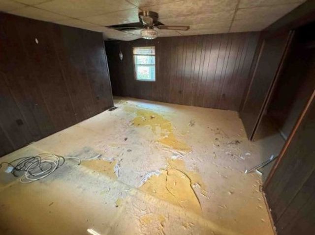 522 3rd Ave, Tarentum, PA 15084