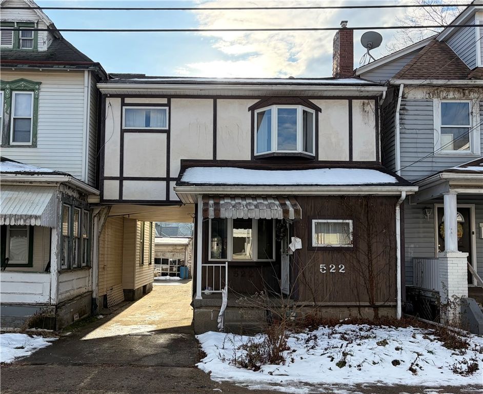 522 3rd Ave, Tarentum, PA 15084