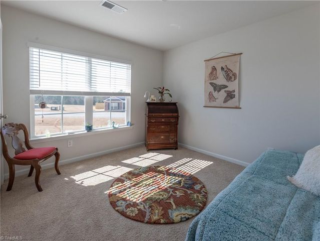 202 Alamos Avenue, Lexington, NC 27295