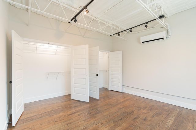 614 E Main Street 206, Chattanooga, TN 37408