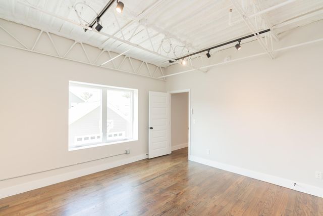 614 E Main Street 206, Chattanooga, TN 37408