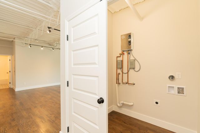 614 E Main Street 206, Chattanooga, TN 37408