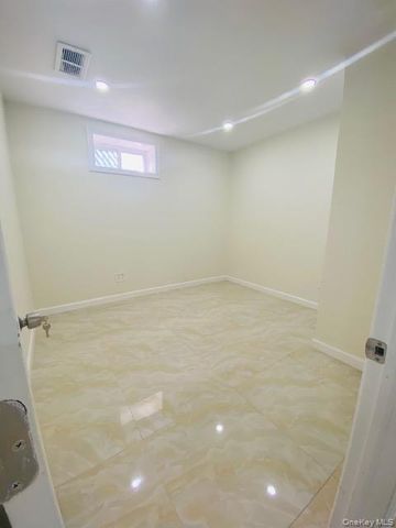 166-12 Union Turnpike, Fresh Meadows, NY 11366