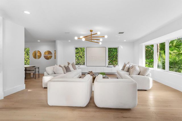 2570 Avenue Au Soleil, Gulfstream, FL 33483