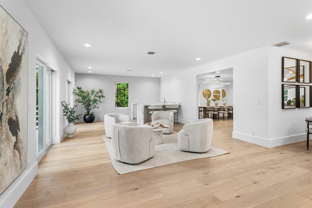 2570 Avenue Au Soleil, Gulfstream, FL 33483