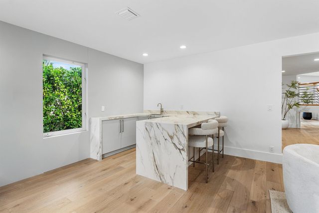 2570 Avenue Au Soleil, Gulfstream, FL 33483