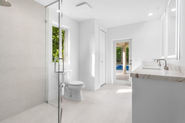 2570 Avenue Au Soleil, Gulfstream, FL 33483