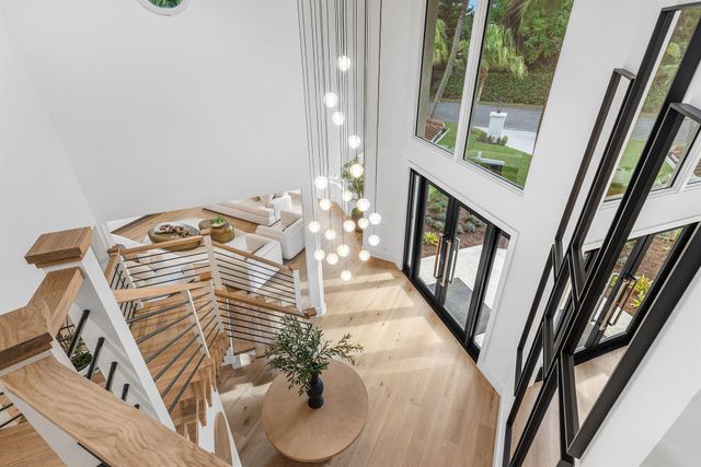 2570 Avenue Au Soleil, Gulfstream, FL 33483