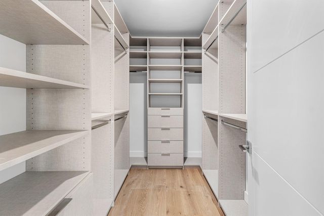 2570 Avenue Au Soleil, Gulfstream, FL 33483