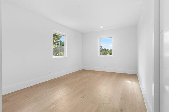 2570 Avenue Au Soleil, Gulfstream, FL 33483