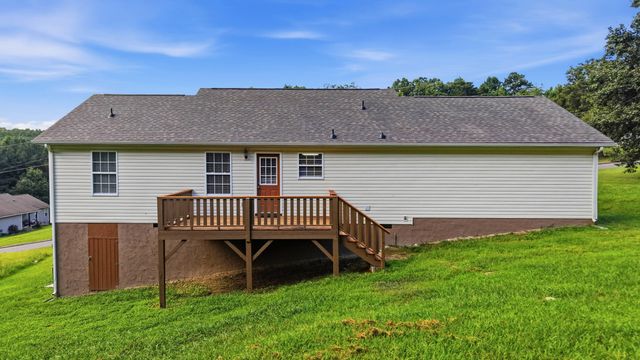 205 Pinewood Drive, Rock Spring, GA 30739