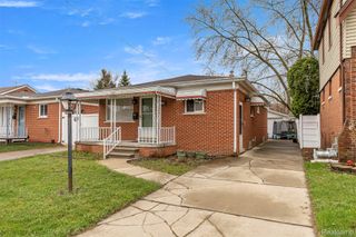939 Stewart Avenue, Lincoln Park, MI 48146
