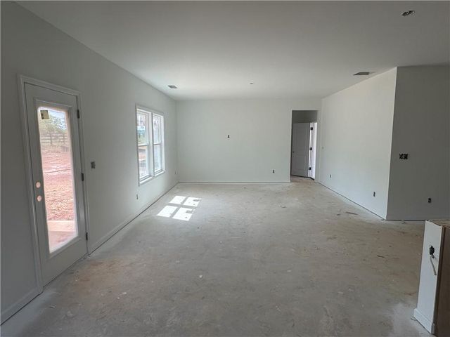 701 Mistwood Way SE, Cartersville, GA 30120