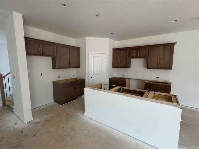 701 Mistwood Way SE, Cartersville, GA 30120