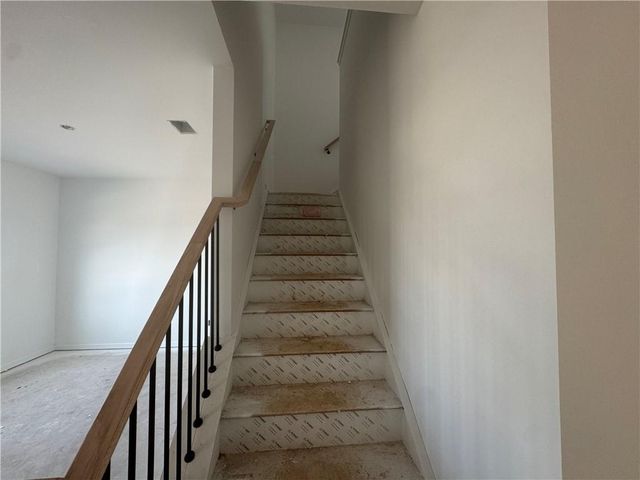 701 Mistwood Way SE, Cartersville, GA 30120