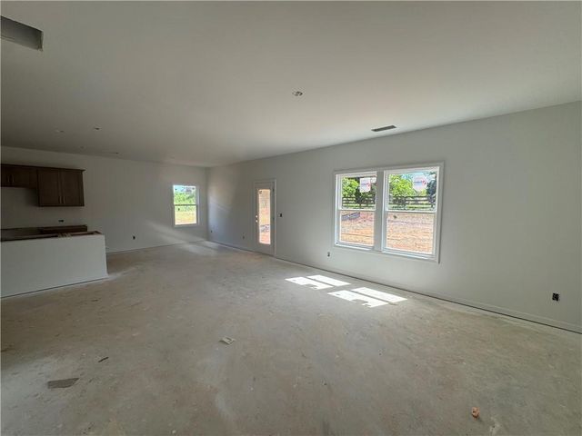 701 Mistwood Way SE, Cartersville, GA 30120