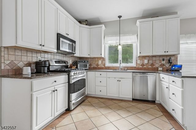 234 Jackson St, Bridgewater Twp., NJ 08807