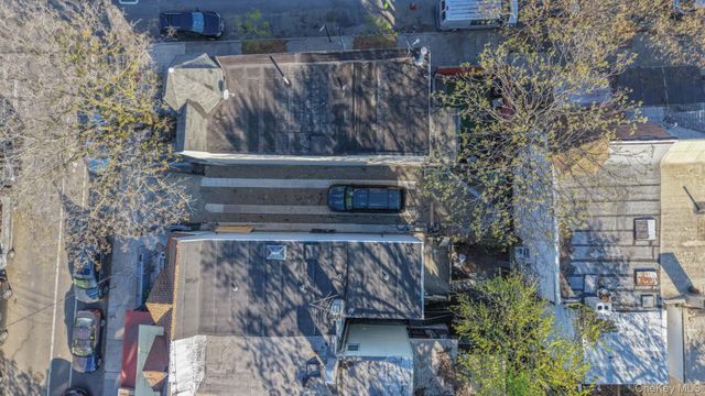 416 E 182nd Street, Bronx, NY 10457
